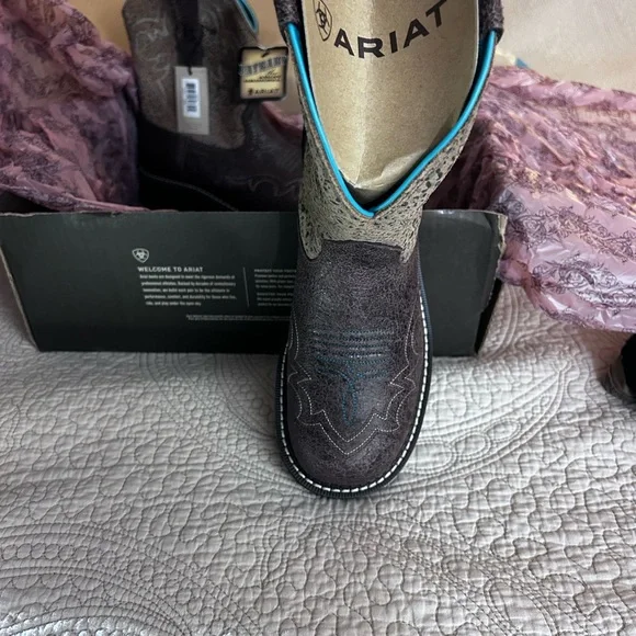 Ariat Dark Brown Western Boots with Aqua Blue Accents - Picture 3 of 5